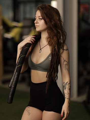 ნინა კახიძე